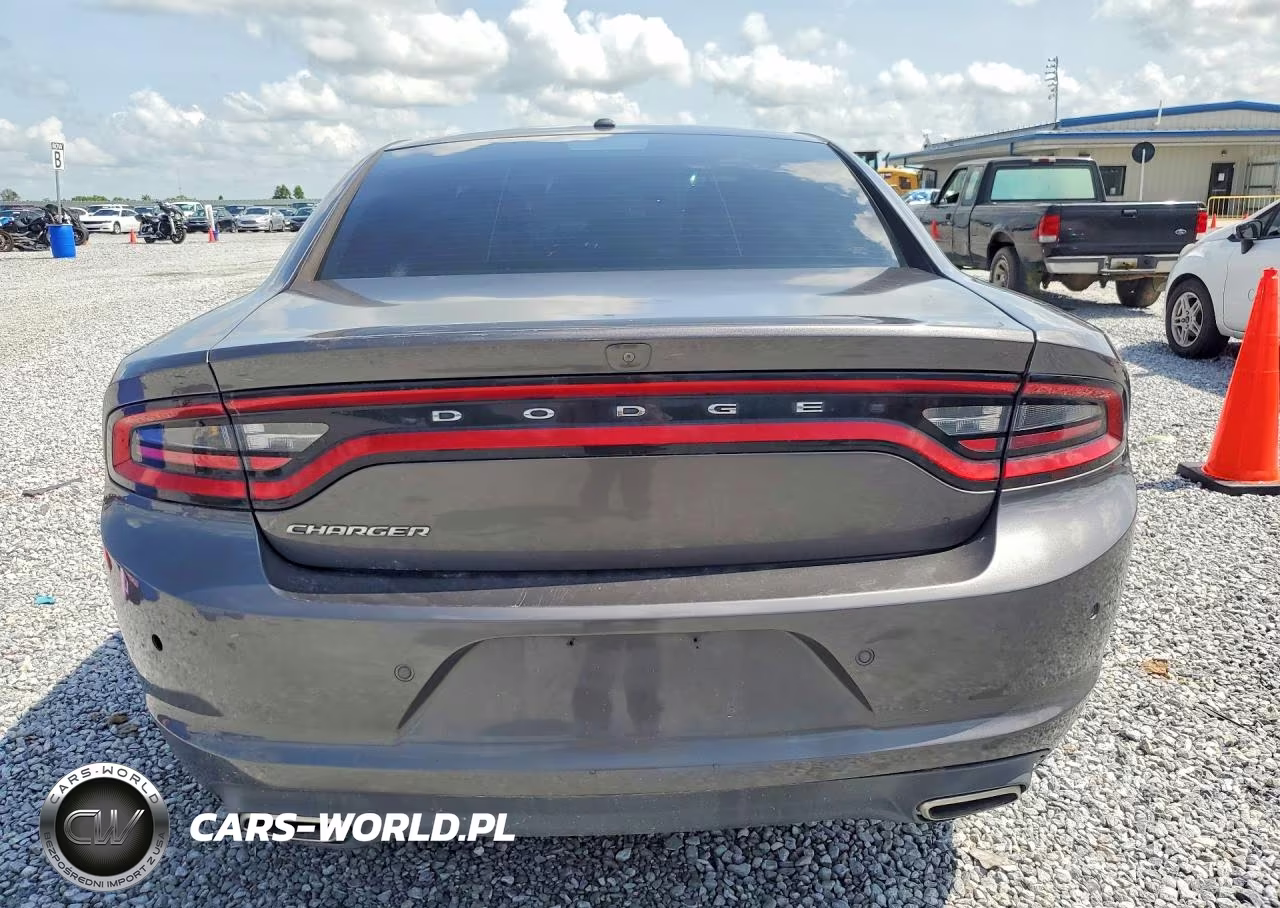 2019 Dodge Charger Sxt VIN:2C3CDXBG0KH743572 - 6