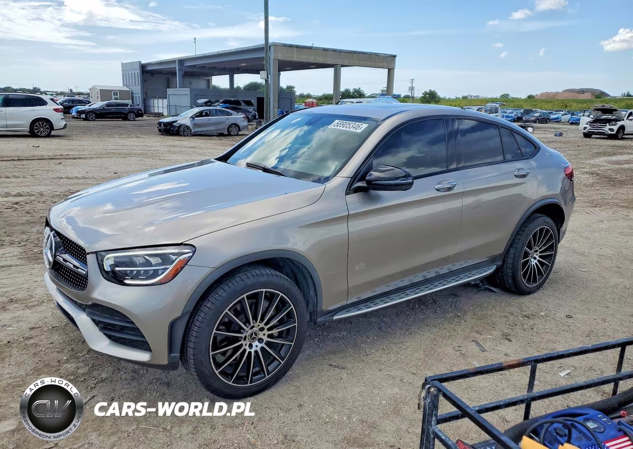 2020 Mercedes-Benz Glc Coupe 300 4Matic – zdjęcie 1 z 12
