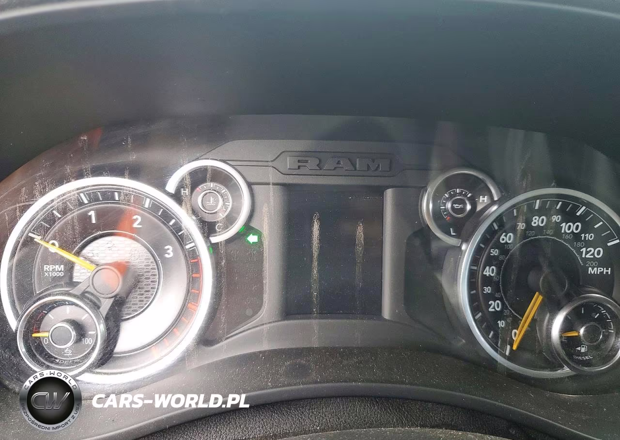 2019 Ram 2500 Big Horn VIN:3C6UR5JL2KG689073 - 9