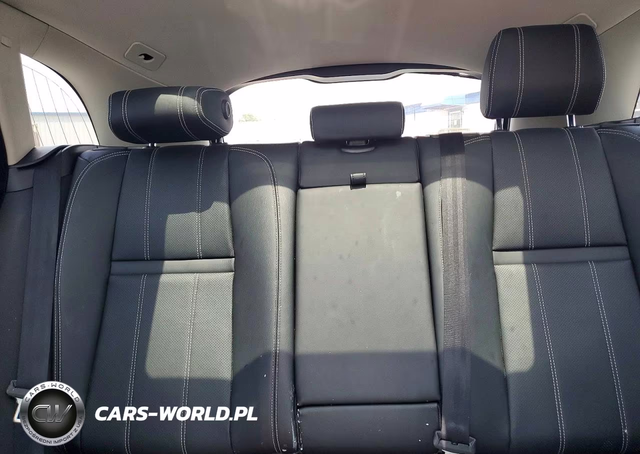 2019 Land Rover Range Rover Velar S VIN:SALYB2EX7KA207103 - 10