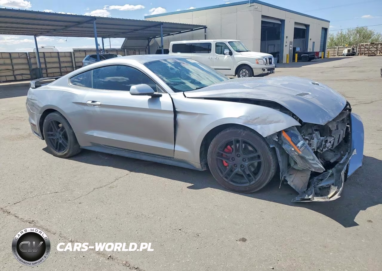 2022 Ford Mustang VIN:1FA6P8TH4N5100284 - 4