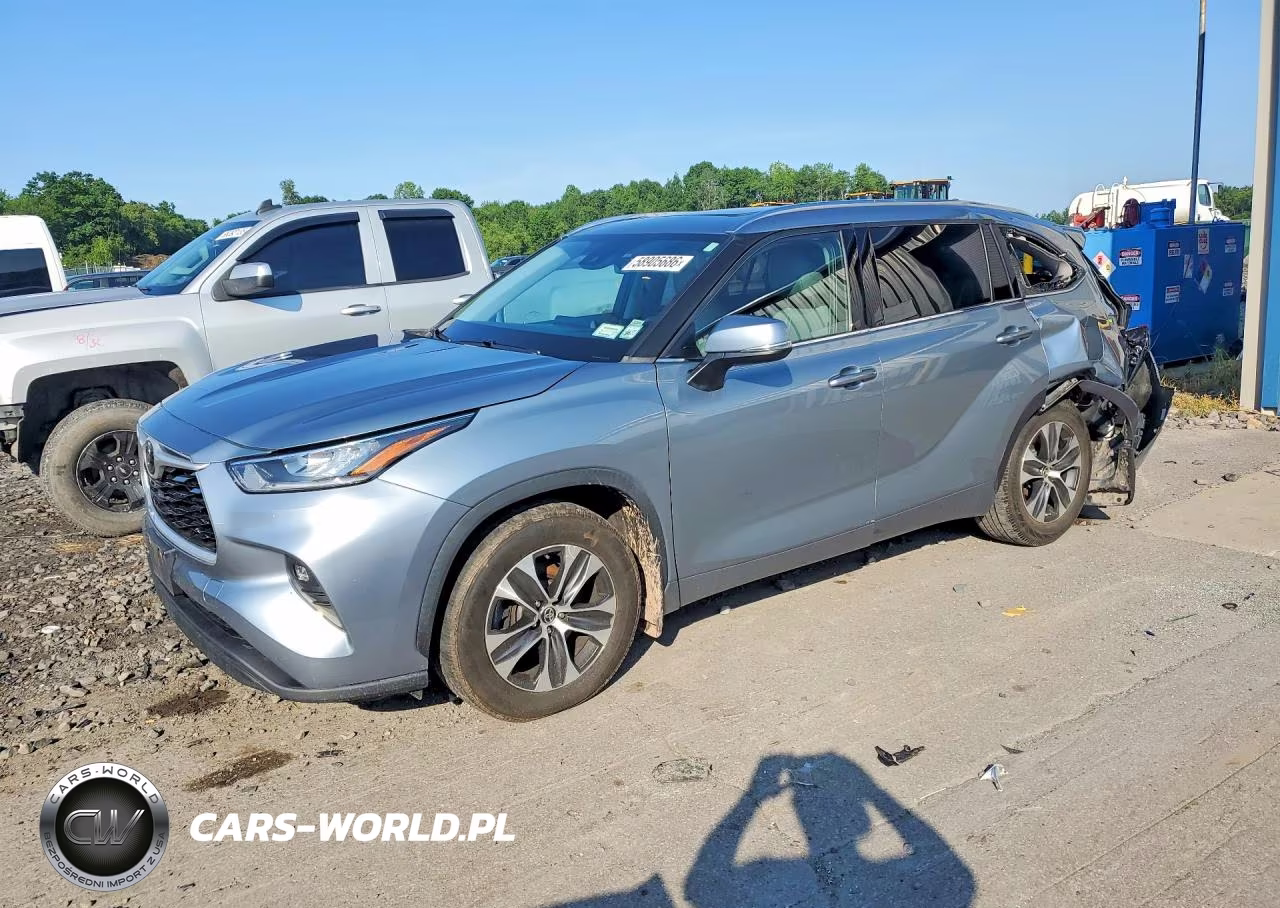 2020 Toyota Highlander Xle – zdjęcie 1 z 13