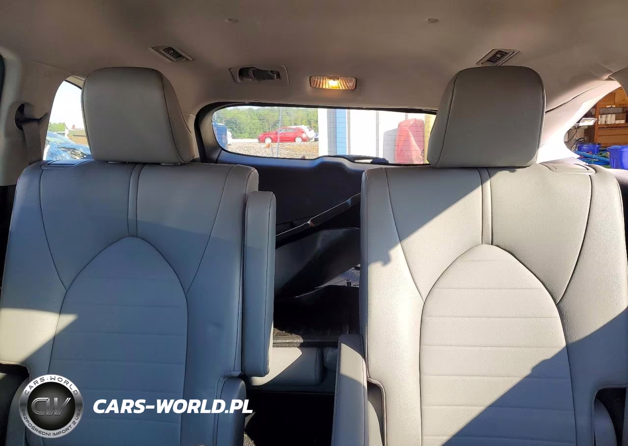 2020 Toyota Highlander Xle VIN:5TDHZRBHXLS001402 - 10