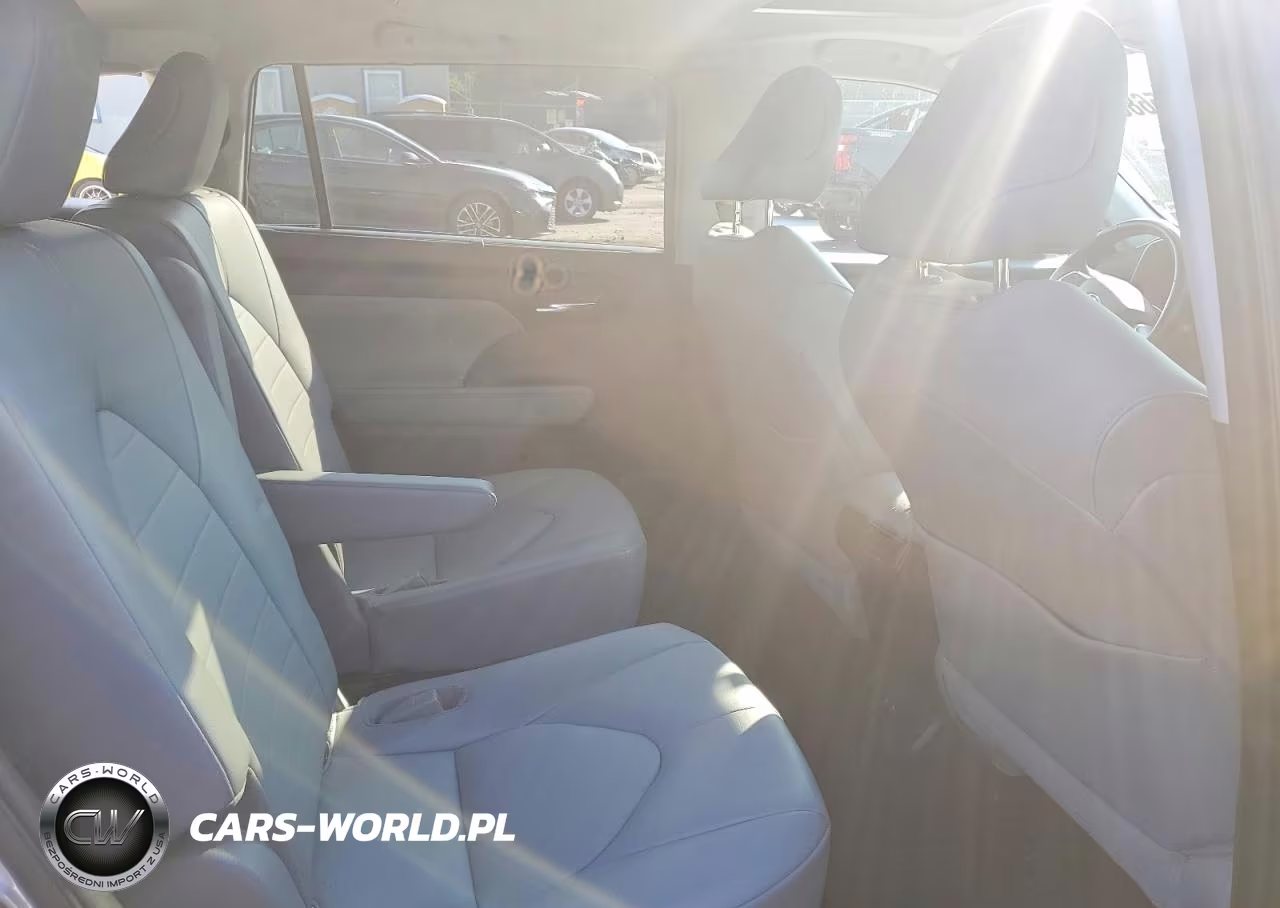 2020 Toyota Highlander Xle VIN:5TDHZRBHXLS001402 - 11