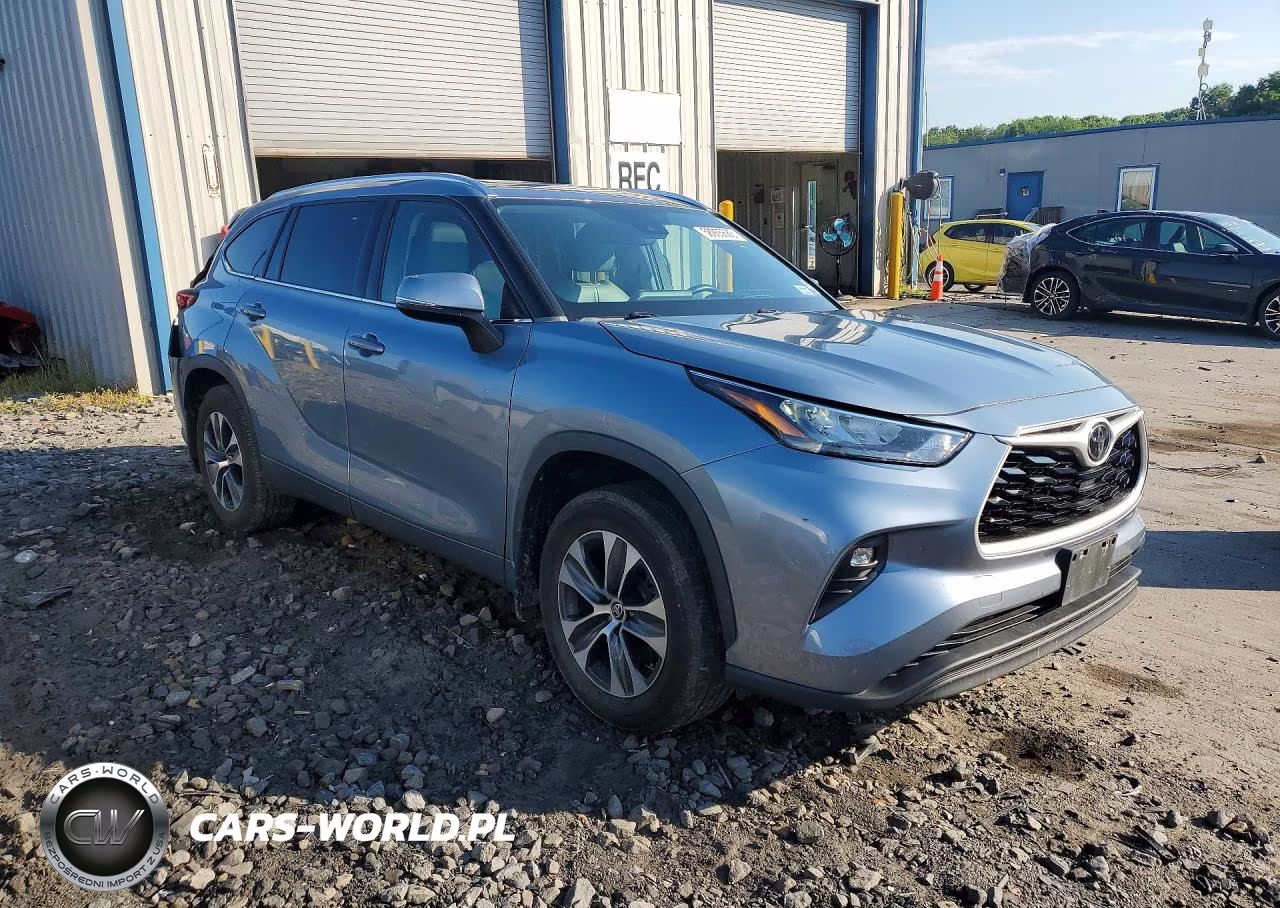 2020 Toyota Highlander Xle VIN:5TDHZRBHXLS001402 - 4