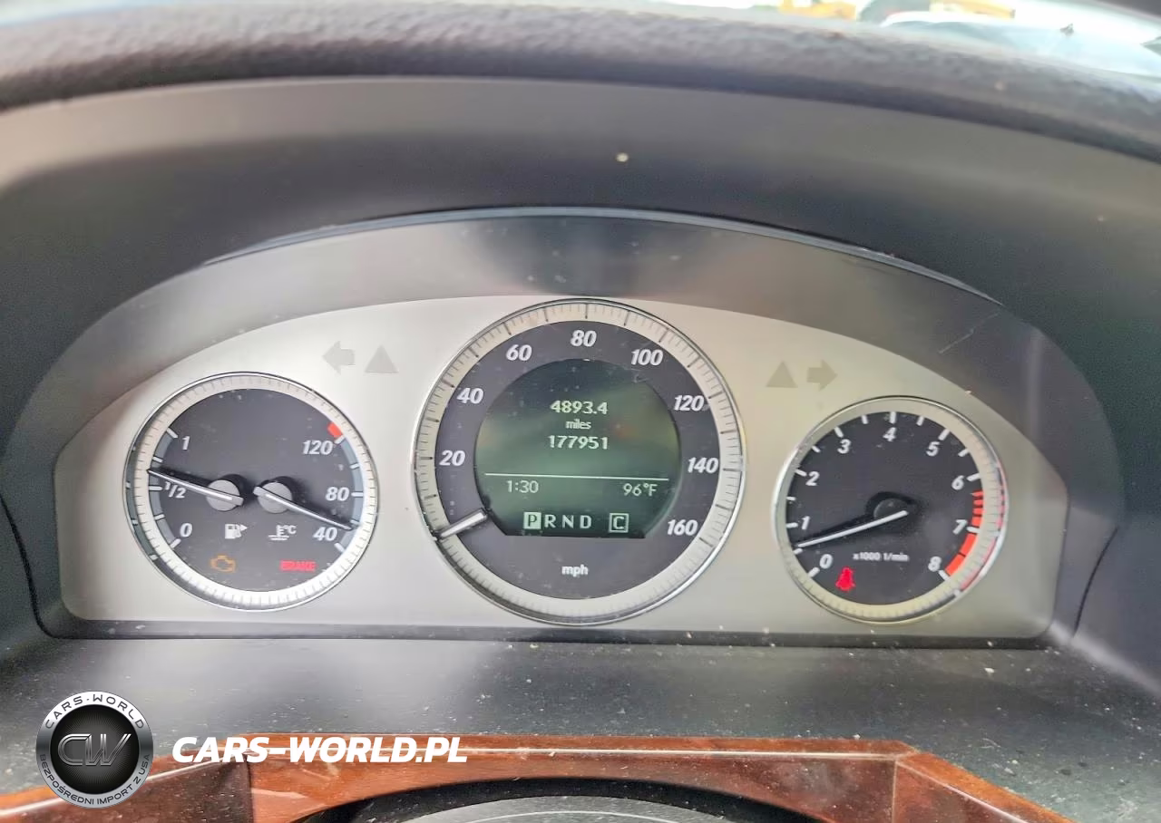 2010 Mercedes-Benz Glk 350 4Matic VIN:WDCGG8HB5AF456163 - 9