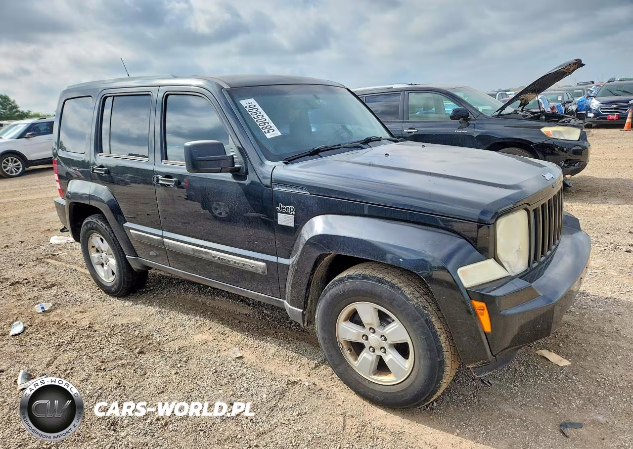 2011 Jeep Liberty Sport VIN:1J4PN2GK4BW524832 - 4