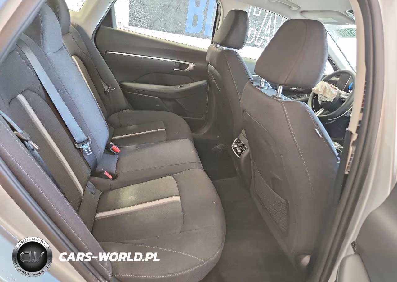 2026 Hyundai Sonata Hybrid Blue VIN:KMHL24JJ1TA161943 - 10