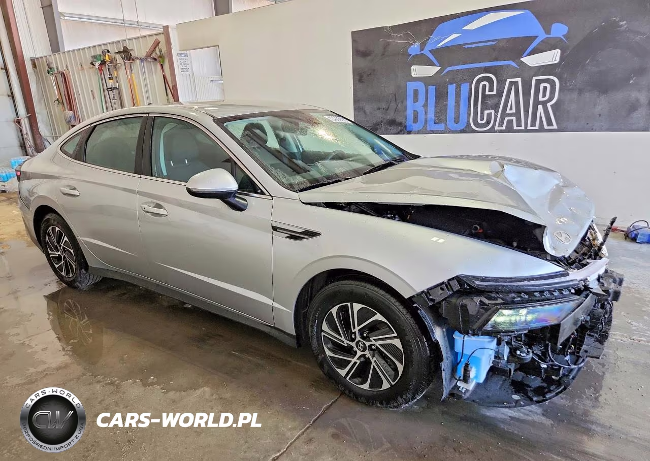 2026 Hyundai Sonata Hybrid Blue VIN:KMHL24JJ1TA161943 - 4