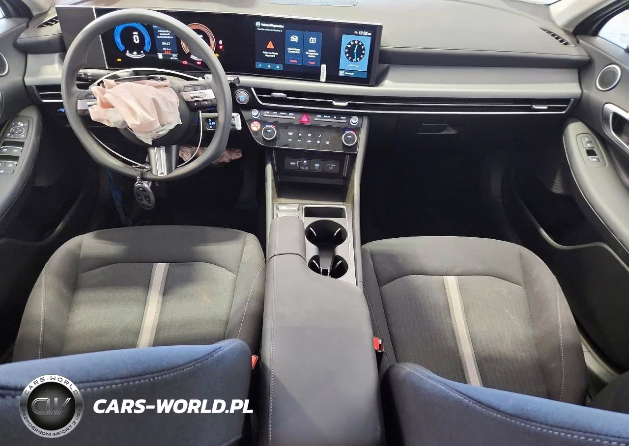 2026 Hyundai Sonata Hybrid Blue VIN:KMHL24JJ1TA161943 - 8