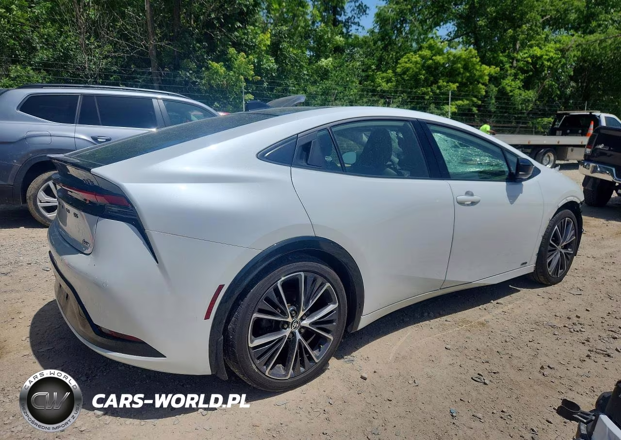 2024 Toyota Prius Xle VIN:JTDADABU4R3019869 - 3