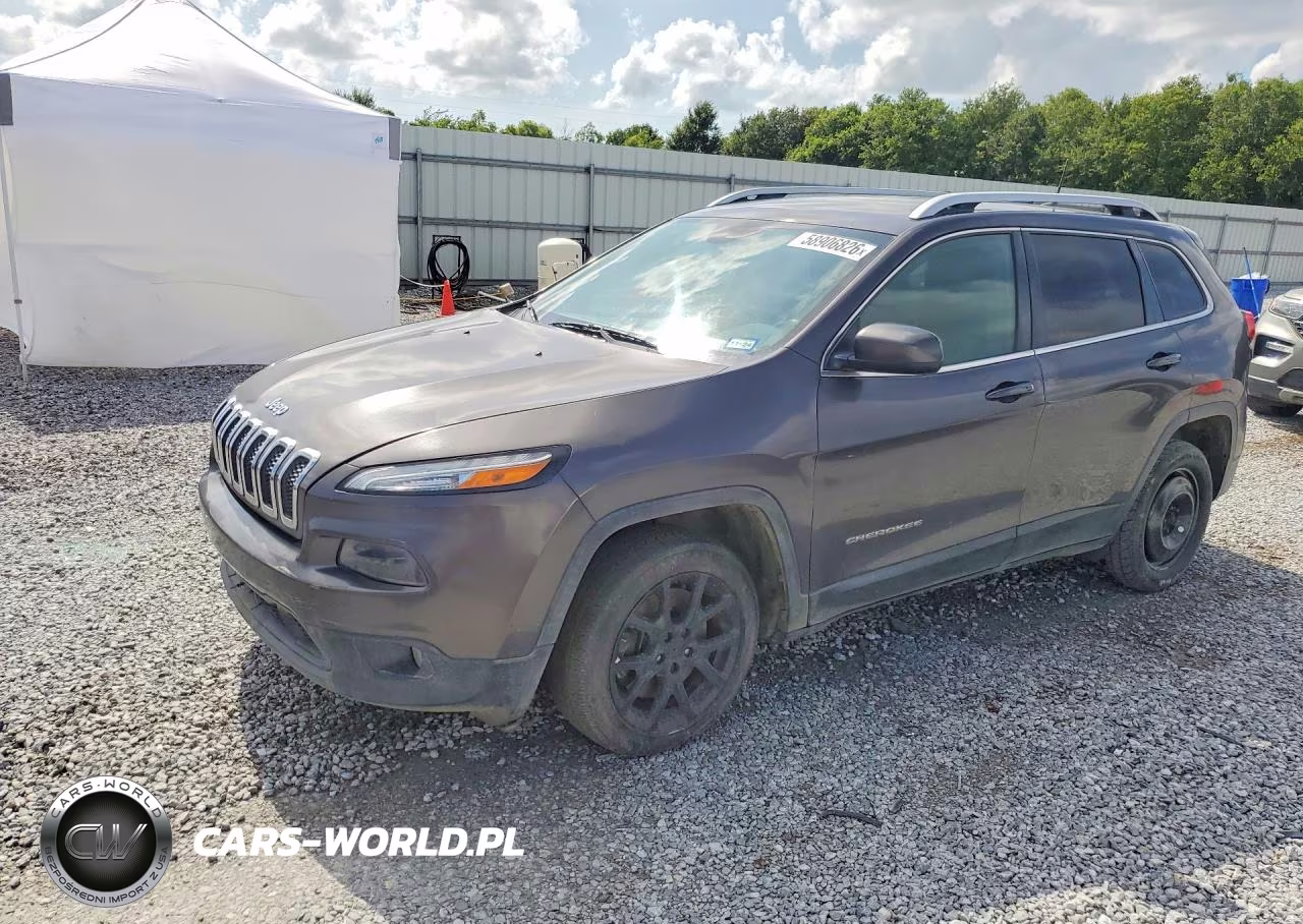 2018 Jeep Cherokee Latitude Plus – zdjęcie 1 z 13