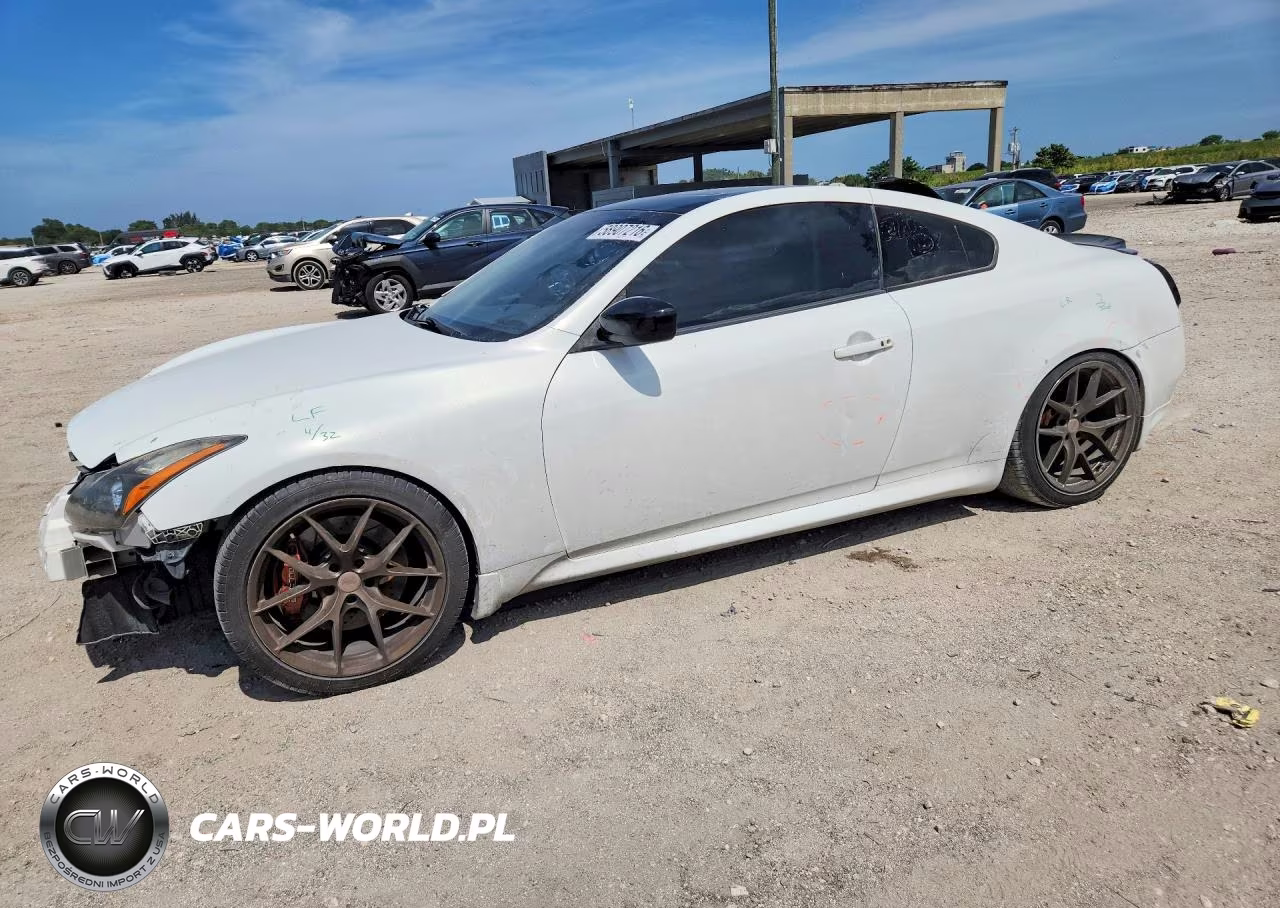 2014 Infiniti Q60 Coupe Base
