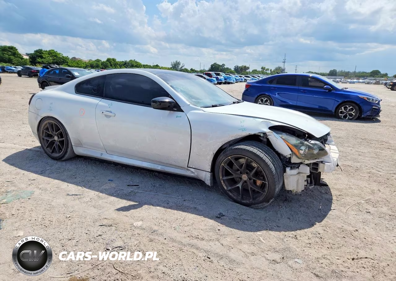2014 Infiniti Q60 Coupe Base VIN:JN1CV6EL4EM132444 - 4