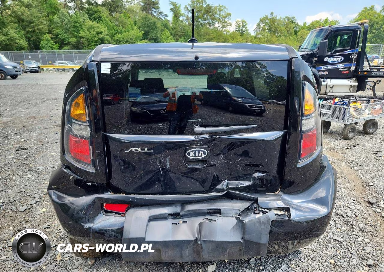 2011 Kia Soul + VIN:KNDJT2A26B7257195 - 6