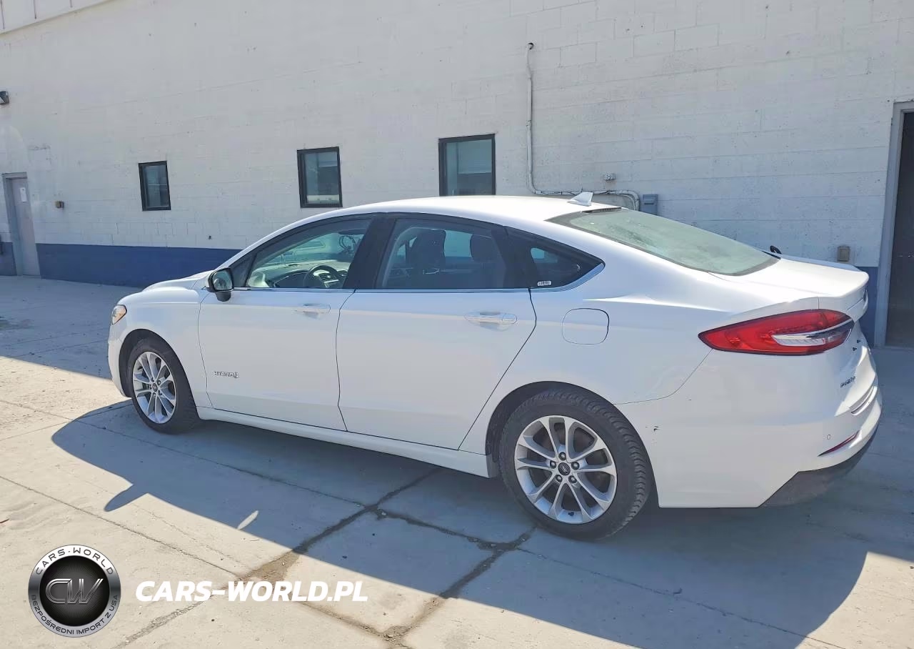 2019 Ford Fusion Se VIN:3FA6P0LU9KR265447 - 2