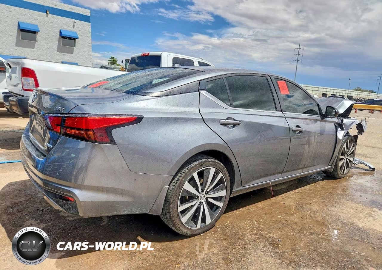 2020 Nissan Altima Sr VIN:1N4BL4CW8LC145335 - 3