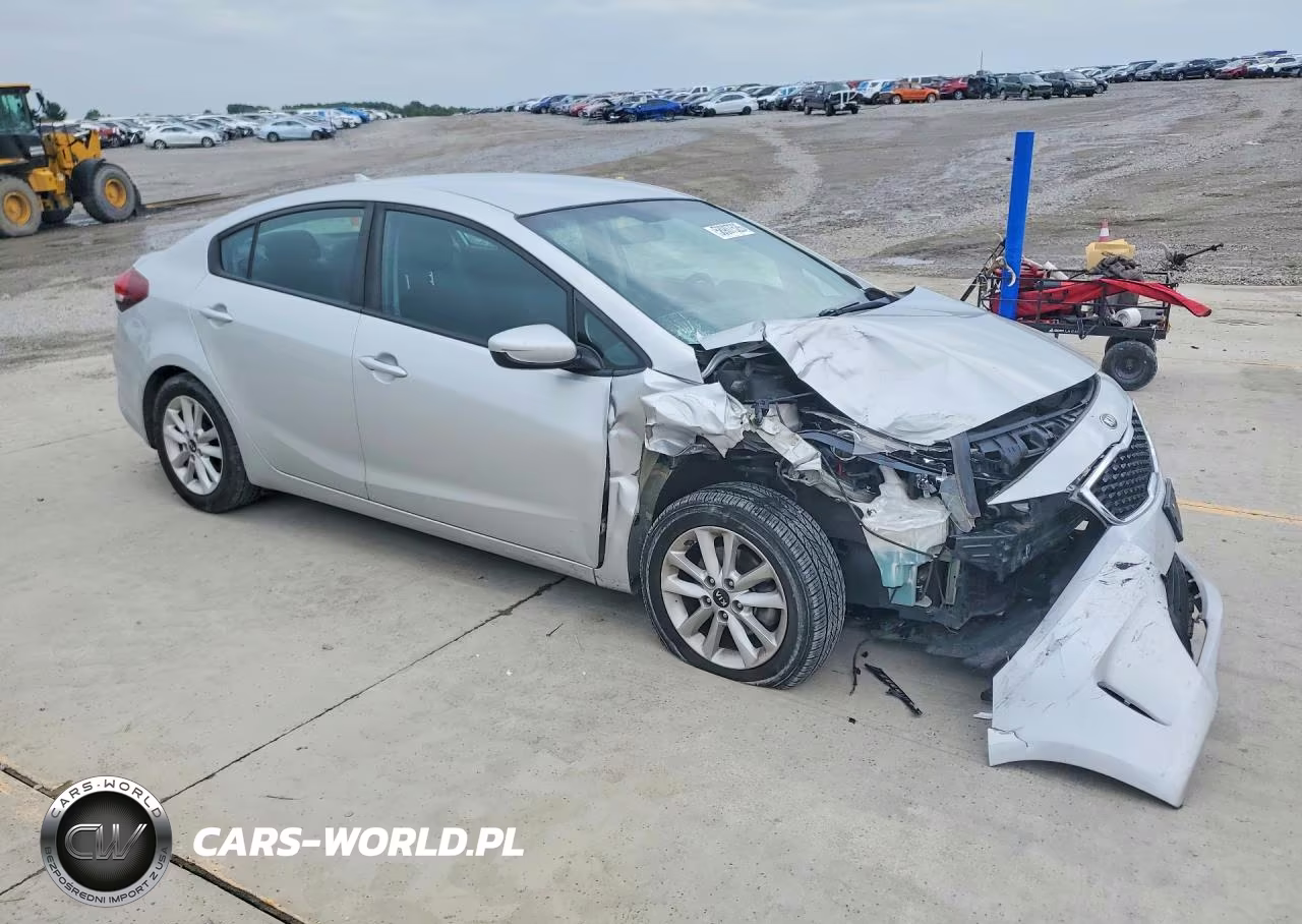 2017 Kia Forte Lx VIN:3KPFL4A76HE153442 - 4