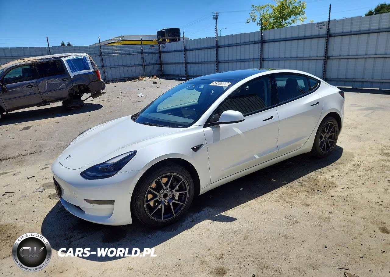 2022 Tesla Model 3 – zdjęcie 1 z 12