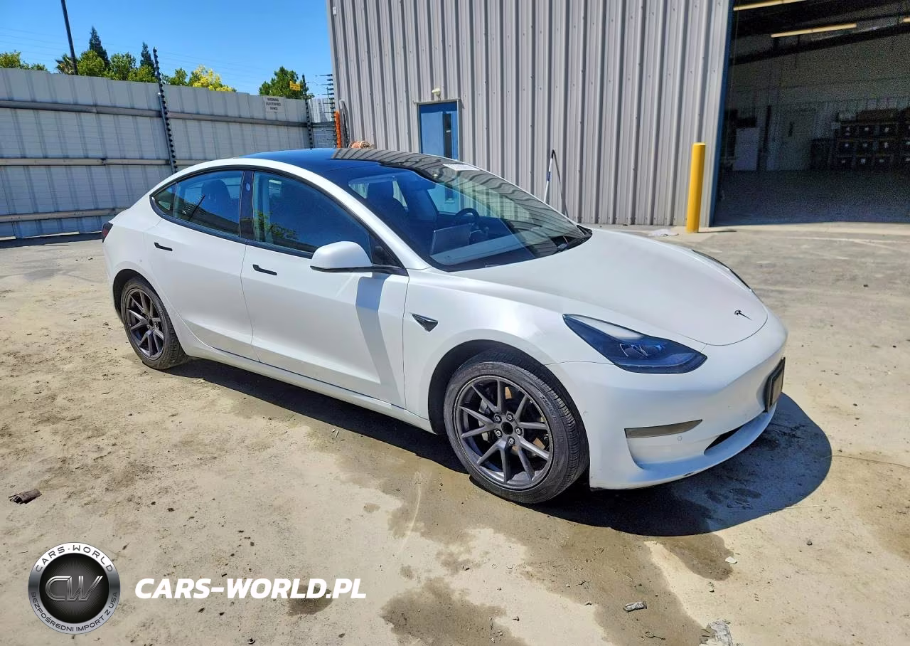 2022 Tesla Model 3 VIN:5YJ3E1EA0NF371867 - 4
