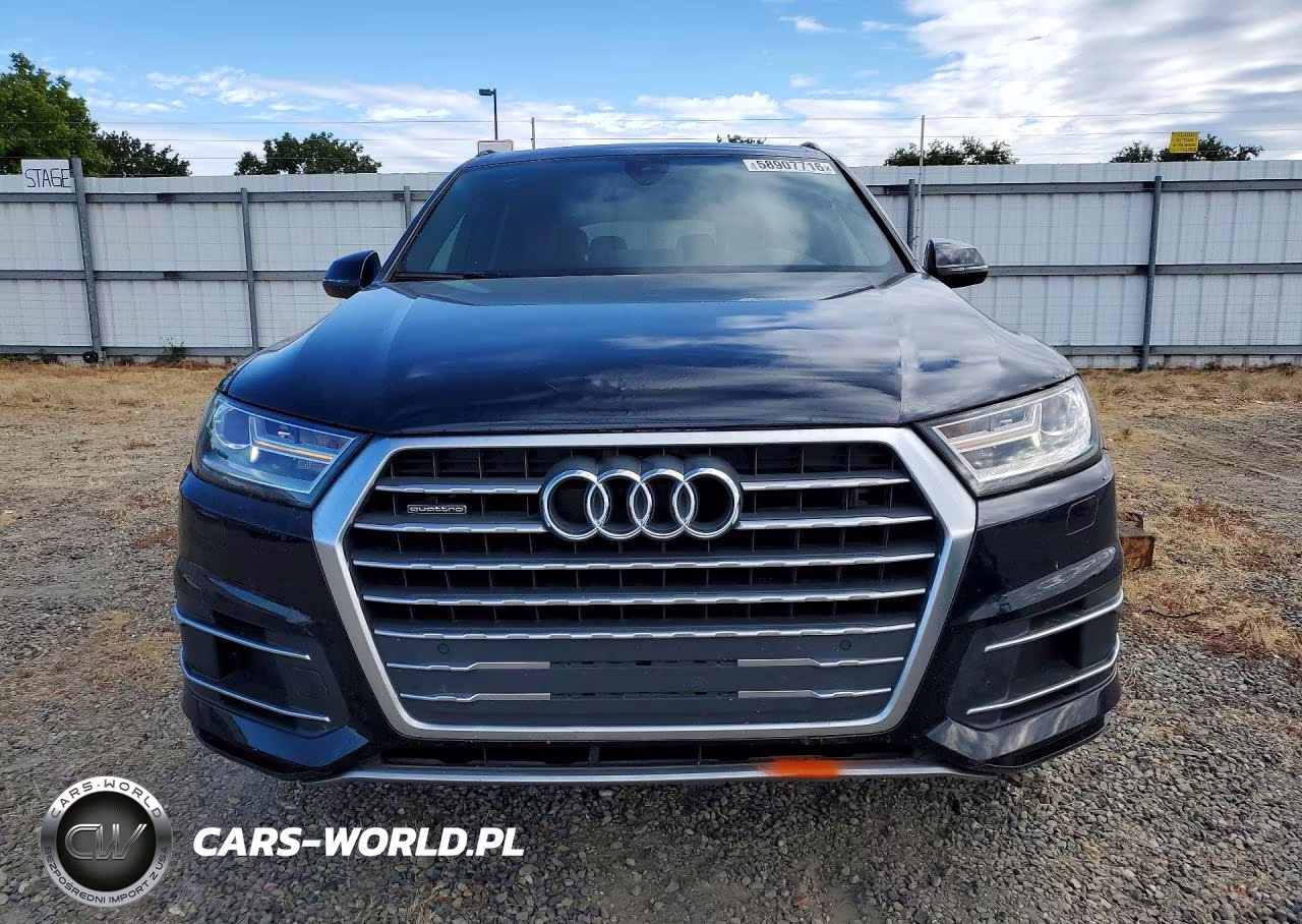 2018 Audi Q7 VIN:WA1LHAF70JD000343 - 5