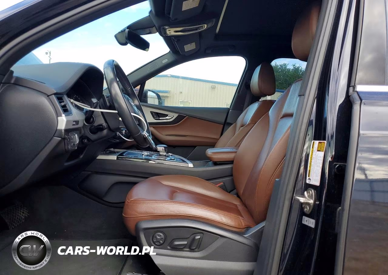 2018 Audi Q7 VIN:WA1LHAF70JD000343 - 7