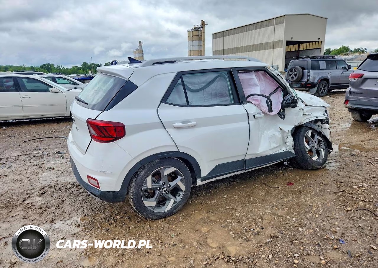 2022 Hyundai Venue Sel VIN:KMHRC8A37NU147692 - 3