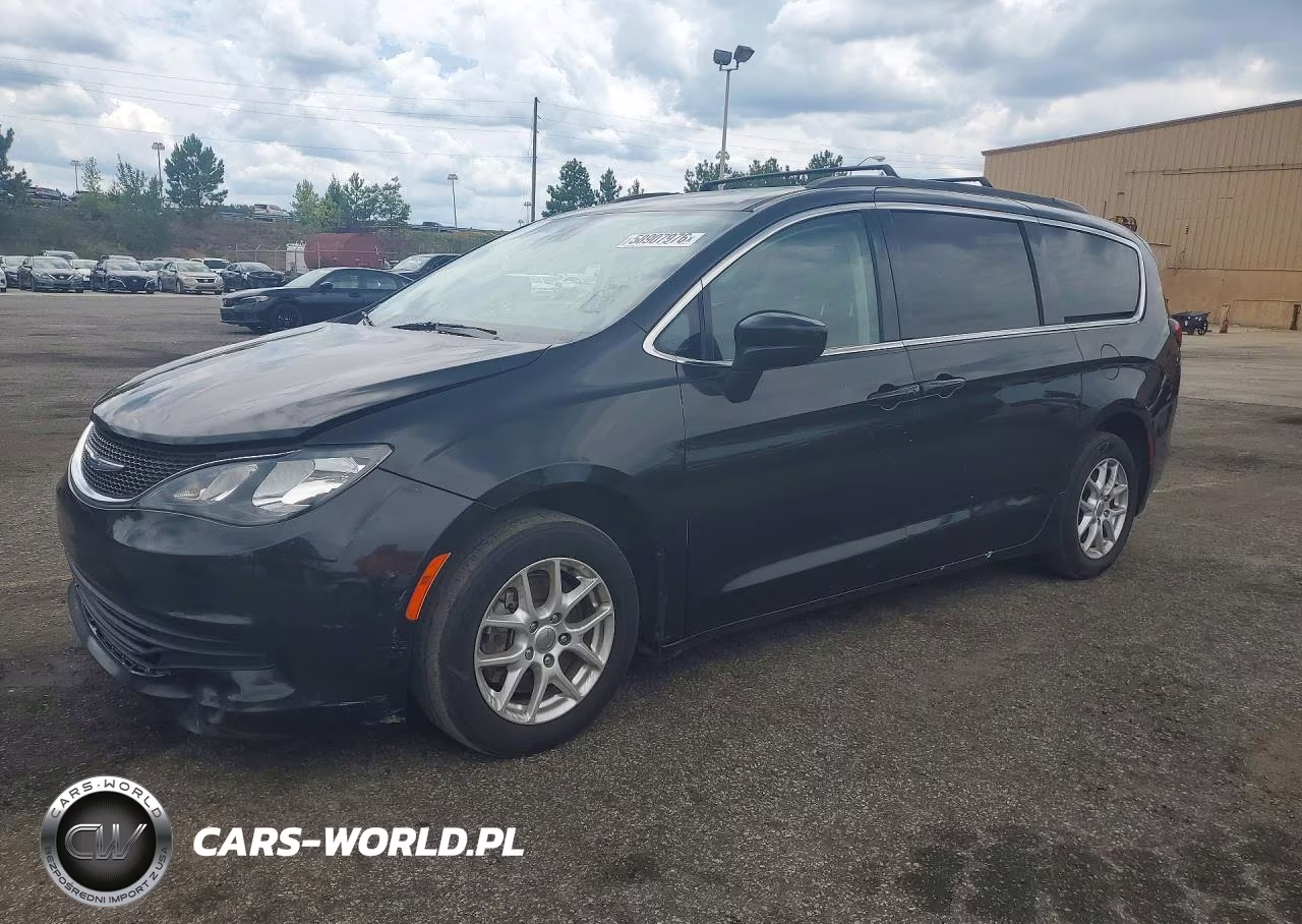 2020 Chrysler Voyager Lxi