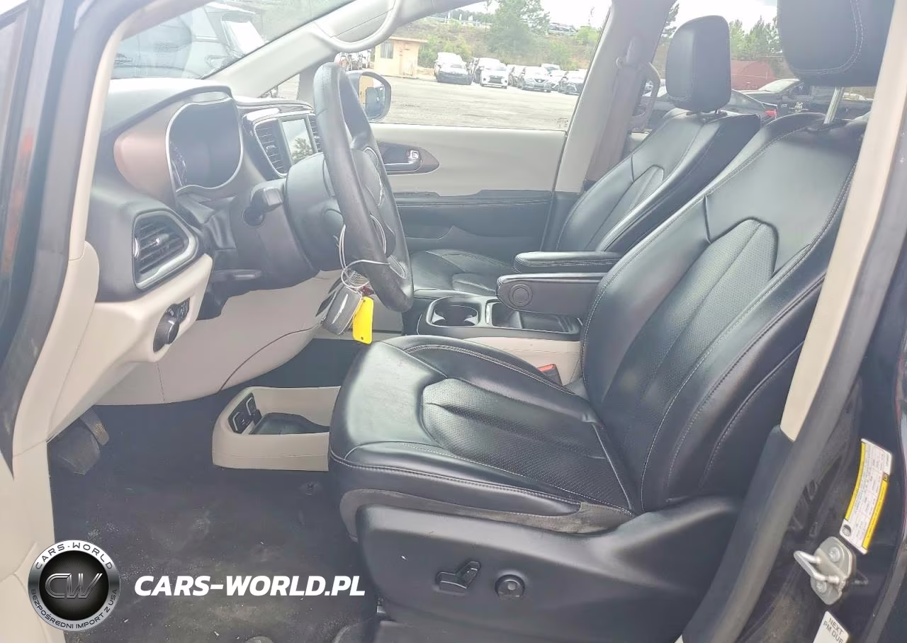 2020 Chrysler Voyager Lxi VIN:2C4RC1DG9LR198597 - 7