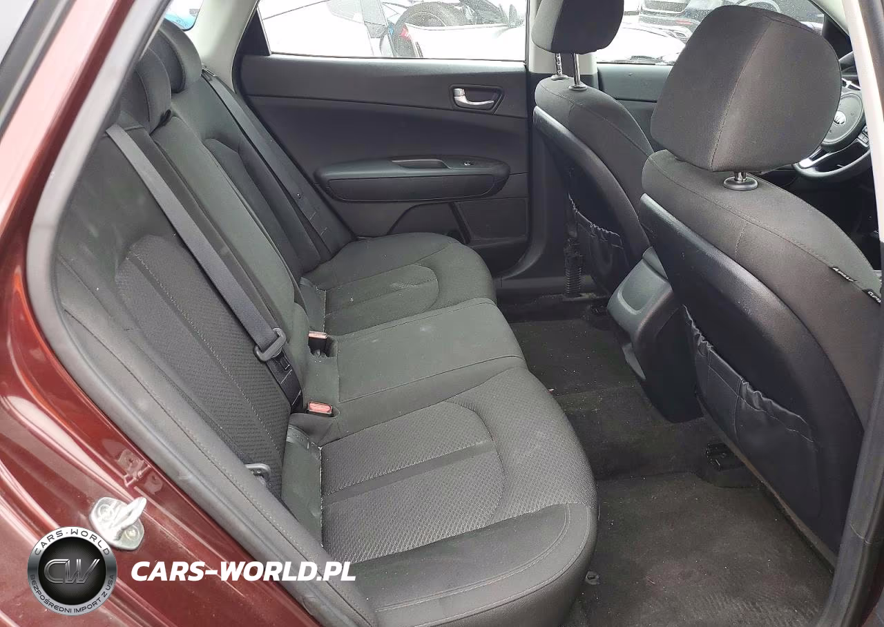 2018 Kia Optima Lx VIN:5XXGT4L30JG208432 - 10