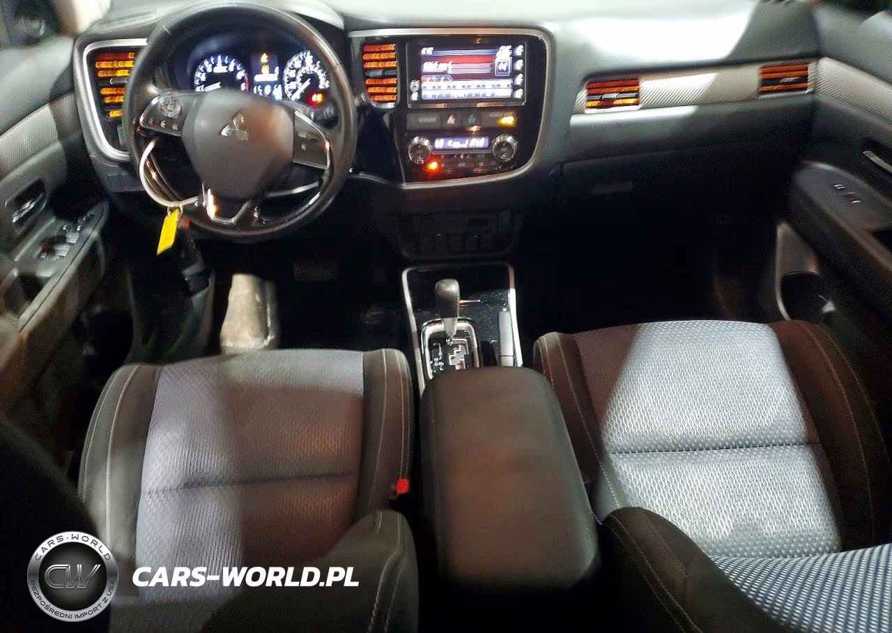 2018 Mitsubishi Outlander Se VIN:JA4AD3A34JZ032251 - 8