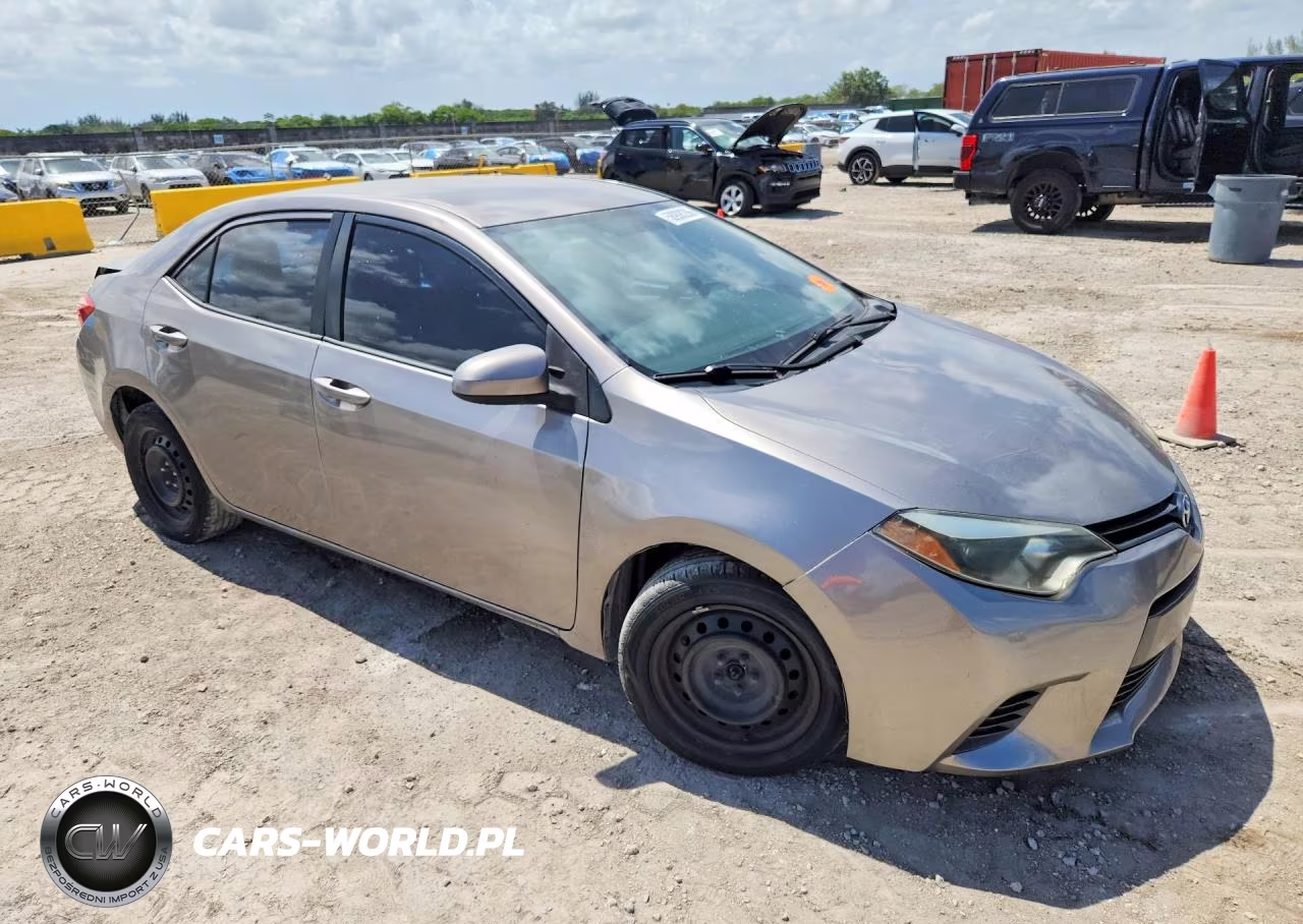2016 Toyota Corrola VIN:2T1BURHE4GC512989 - 4
