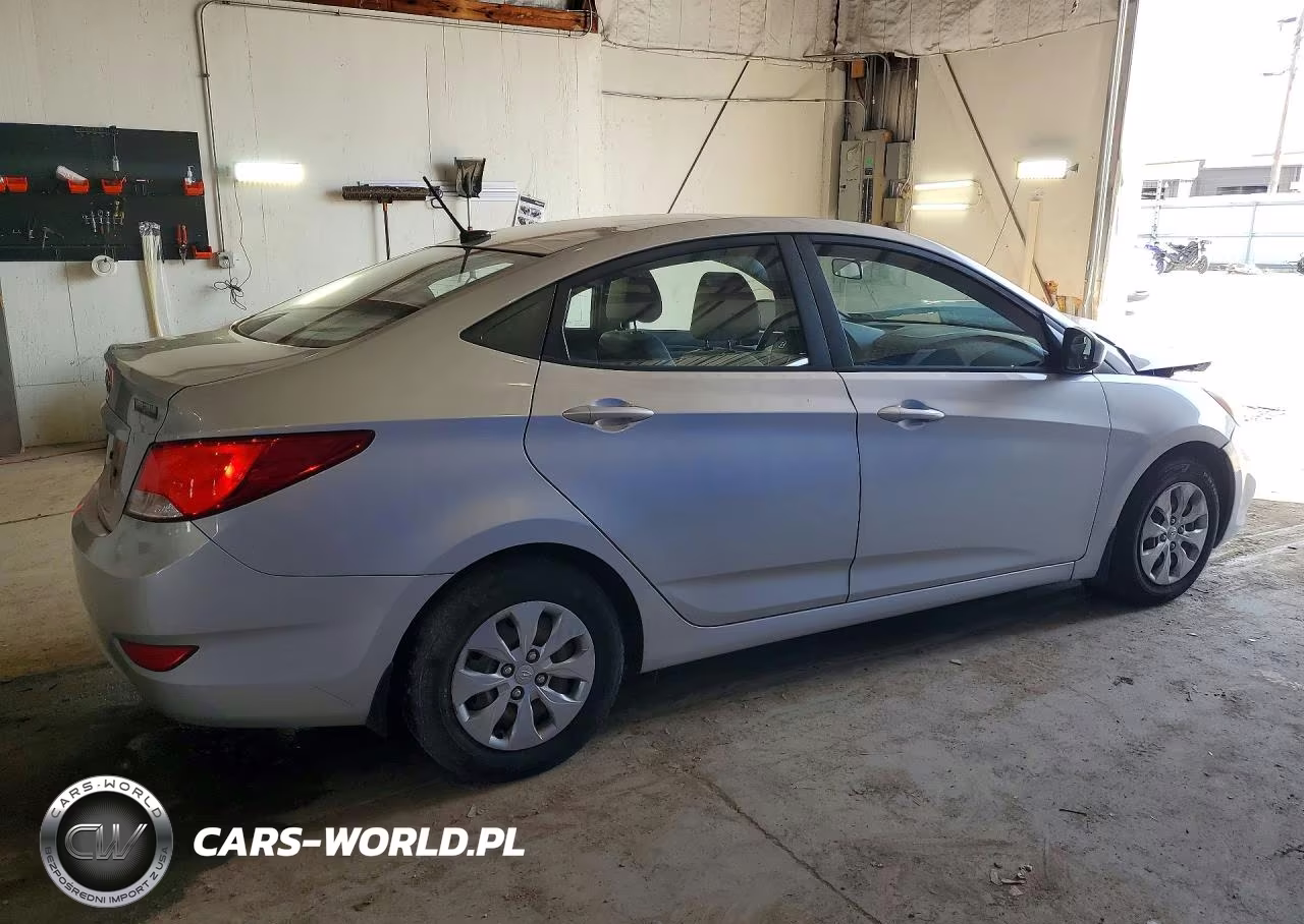2016 Hyundai Accent VIN:KMHCT4AE0GU110972 - 3
