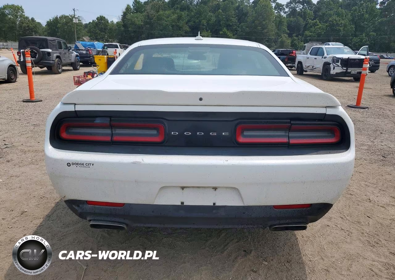 2015 Dodge Challenger Sxt Plus VIN:2C3CDZBT3FH764446 - 6