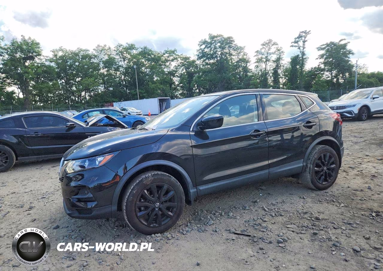 2020 Nissan Rogue Sport S