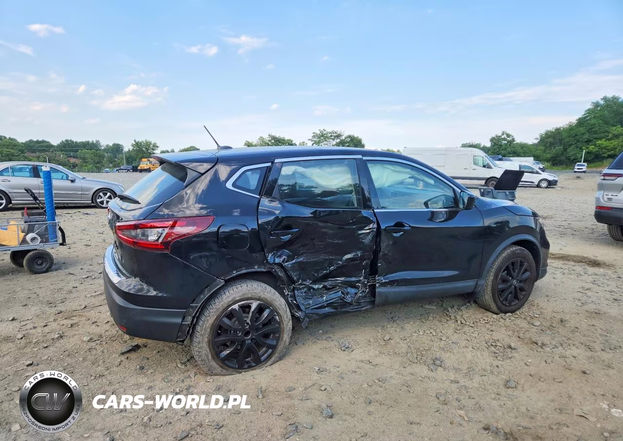 2020 Nissan Rogue Sport S VIN:JN1BJ1CV2LW281385 - 3