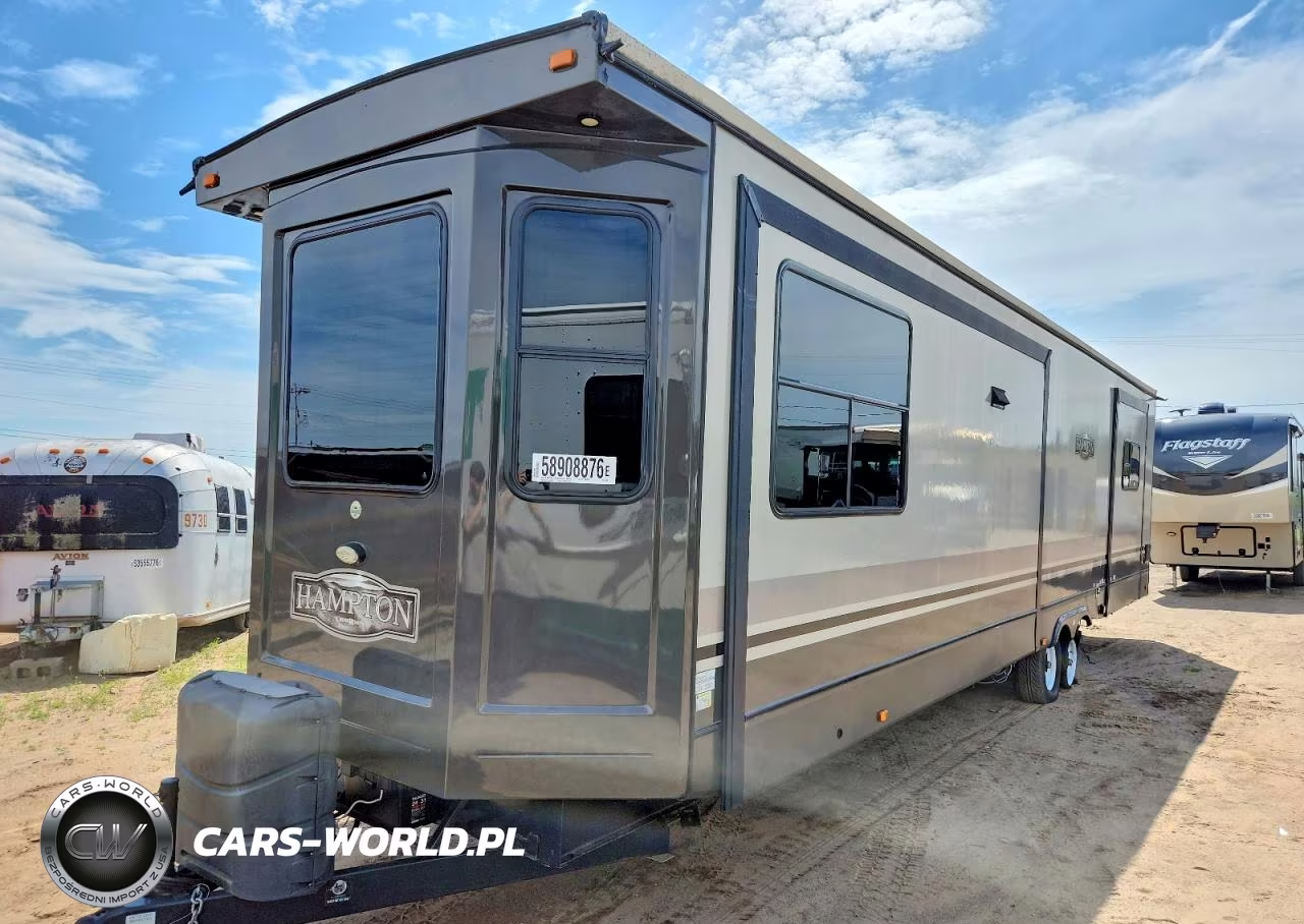 2015 Cross Roads Hampton Camper VIN:4V0TC3826FE015860 - 2