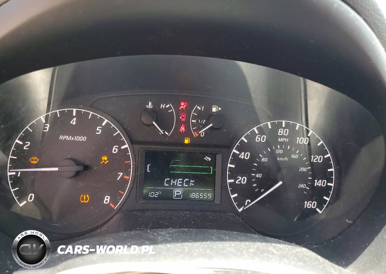 2016 Nissan Sentra S VIN:3N1AB7AP1GY216476 - 9
