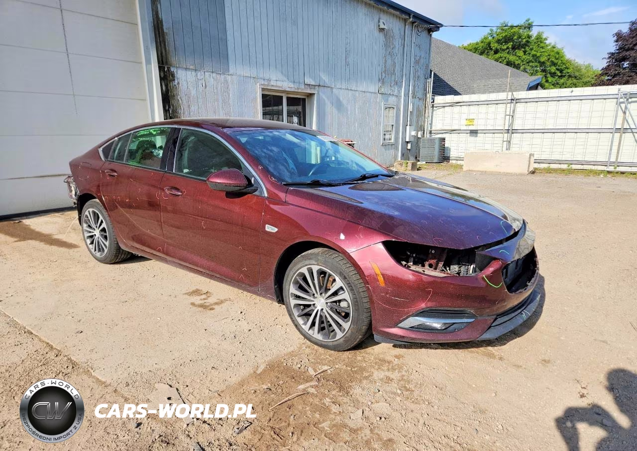 2018 Buick Regal Essence VIN:W04GP6SX5J1129333 - 4