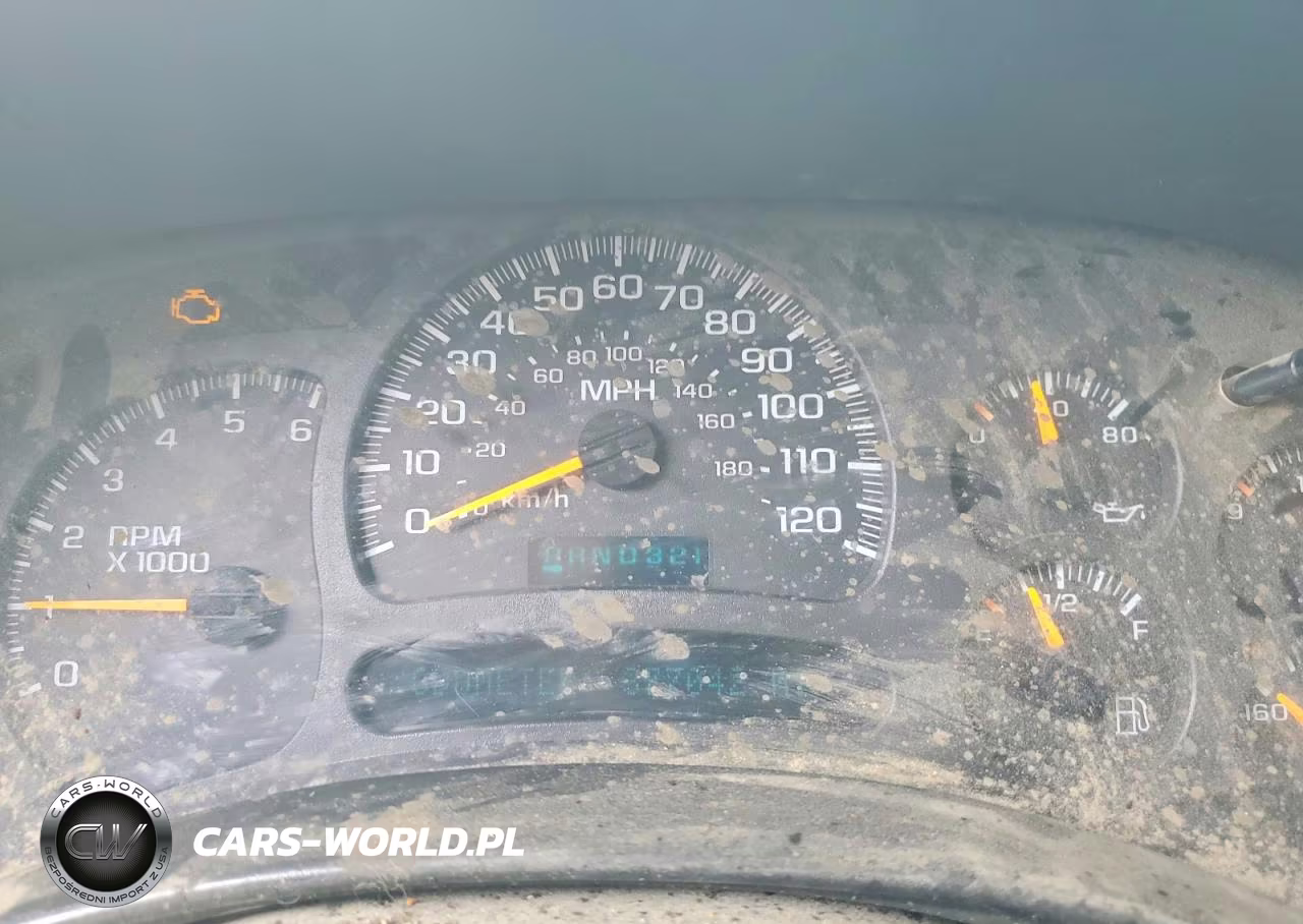 2004 Chevrolet Silverado C1500 VIN:1GCEC19V44E204178 - 9