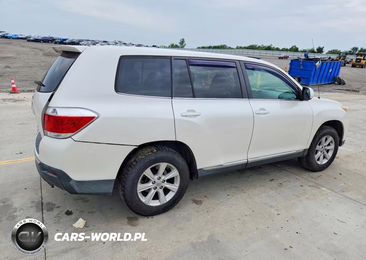 2011 Toyota Highlander Base VIN:5TDZK3EH9BS029188 - 3