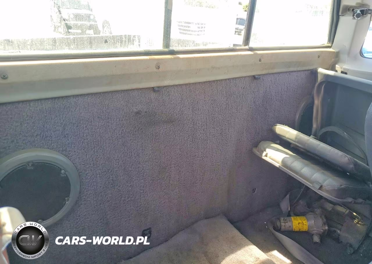 1995 Nissan Truck King Cab Xe VIN:1N6SD16S4SC323946 - 10