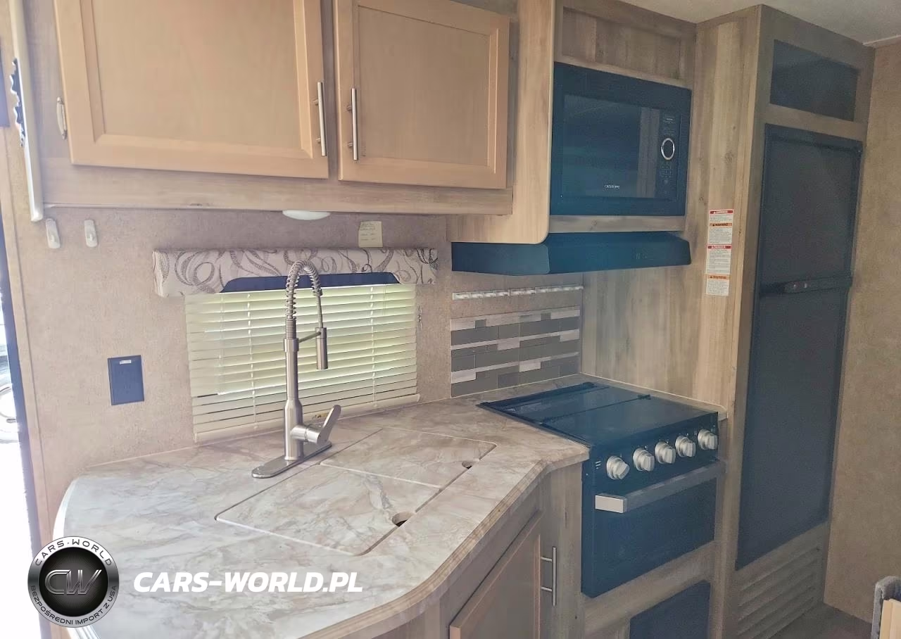 2020 Forest River Catalina Camper VIN:5ZT2CAUB1LX016798 - 8