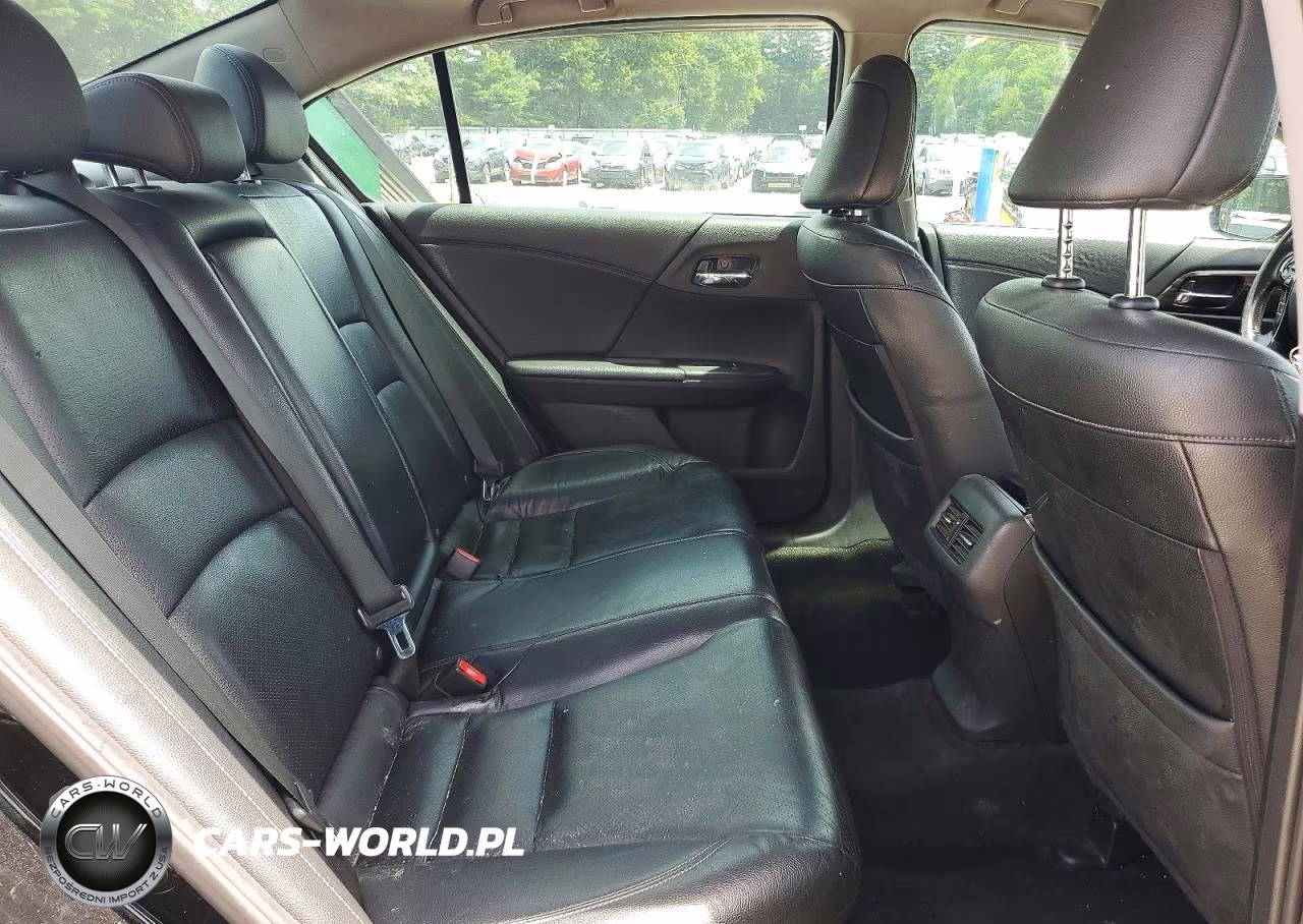 2016 Honda Accord Touring VIN:1HGCR3F96GA004571 - 10