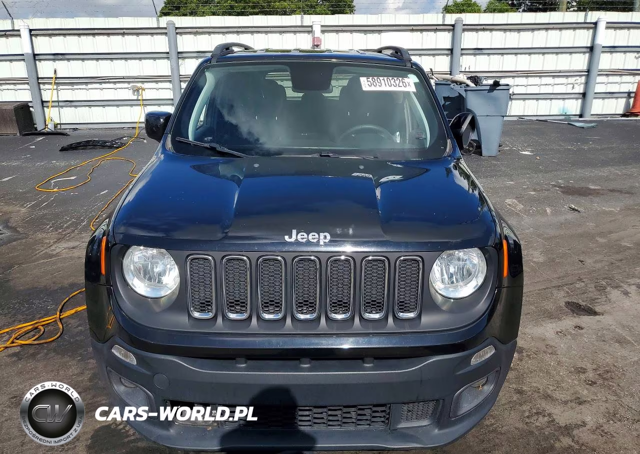 2018 Jeep Renegade Latitude VIN:ZACCJABB4JPG84027 - 5