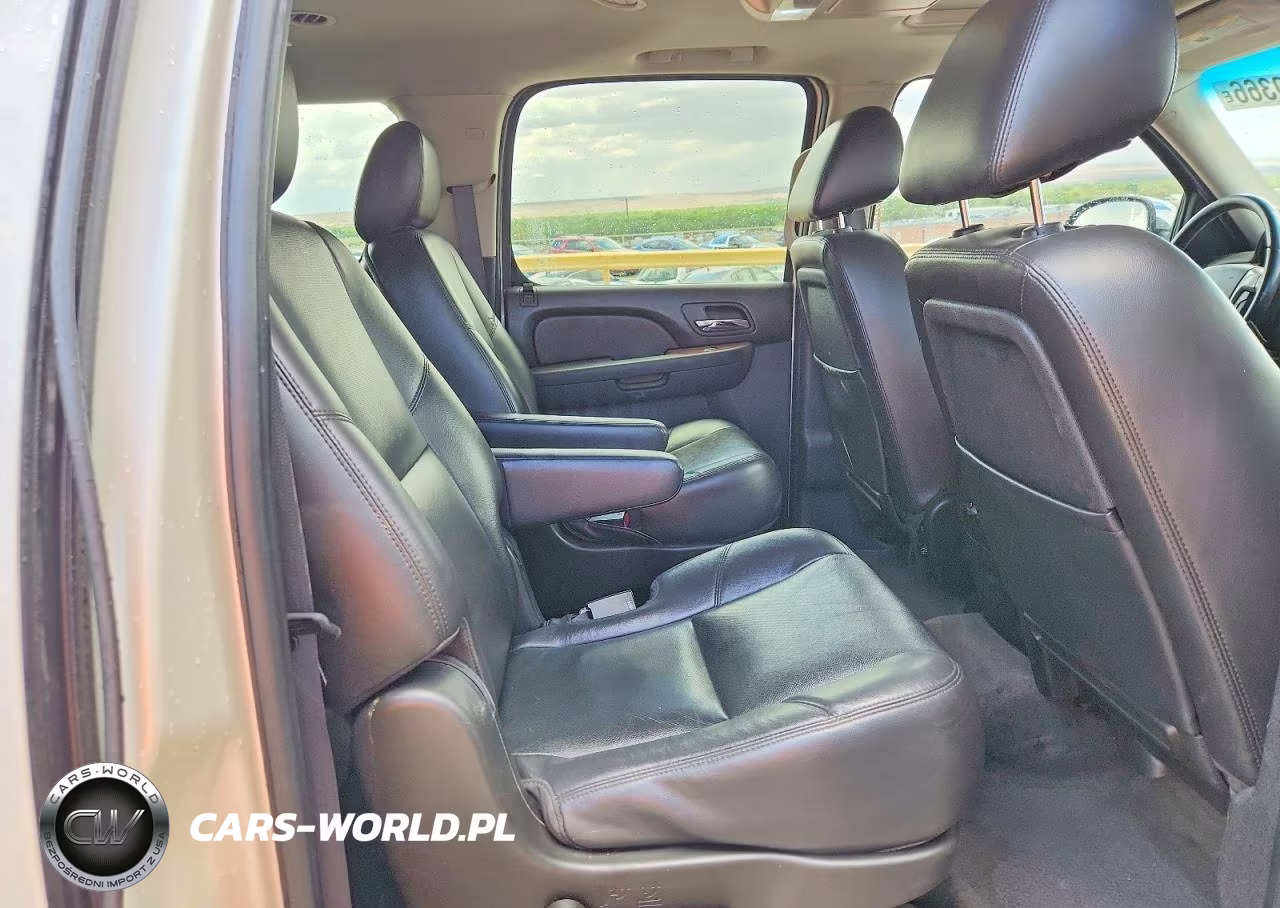 2011 Chevrolet Suburban K1500 Ltz VIN:1GNSKKE34BR277564 - 10