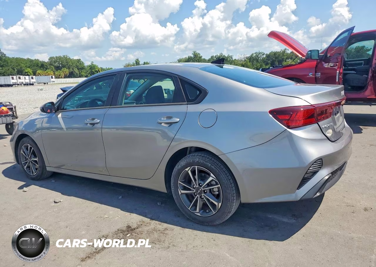 2024 Kia Forte Lxs VIN:3KPF24ADXRE742892 - 2