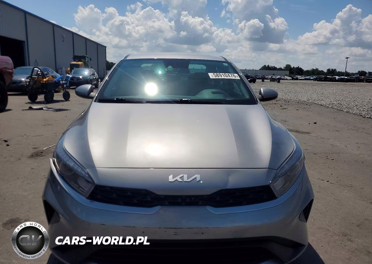 2024 Kia Forte Lxs VIN:3KPF24ADXRE742892 - 5