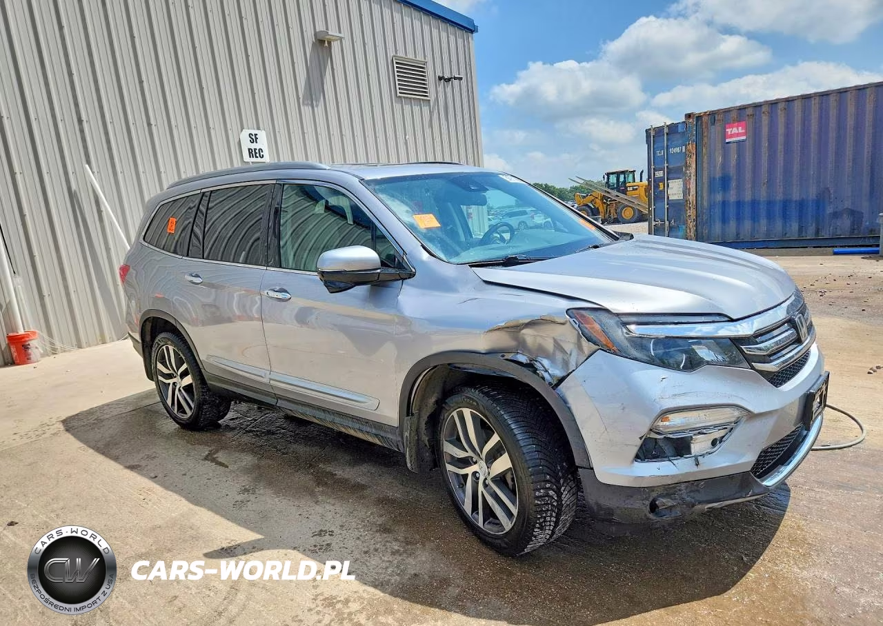 2017 Honda Pilot Touring VIN:5FNYF6H96HB004364 - 4