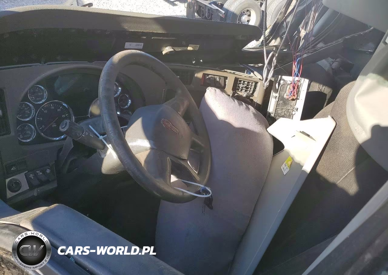 2019 Kenworth Constructi - Semi Truck VIN:1XKYD49X2KJ242367 - 8